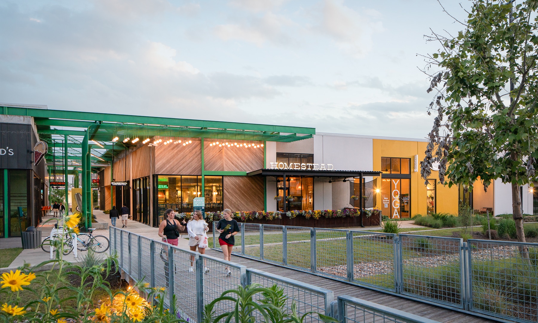 600 N Shepherd Dr, Houston, TX for Rent