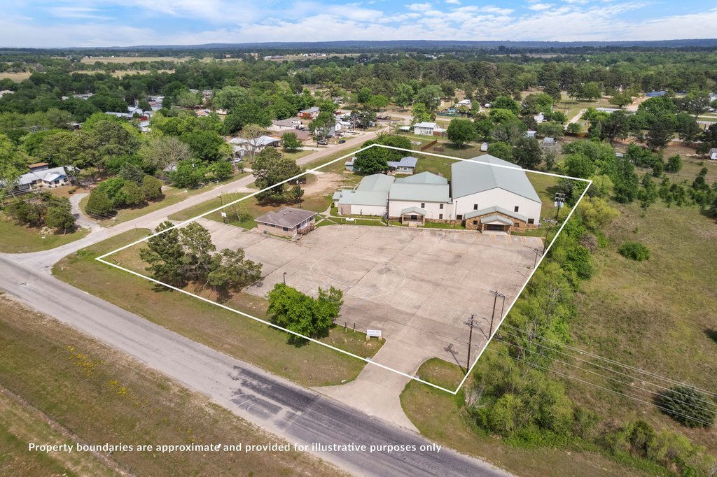 111 Longhorn St, Bastrop, TX for Sale