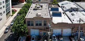 Chicago, IL undefined - 930 W Huron St