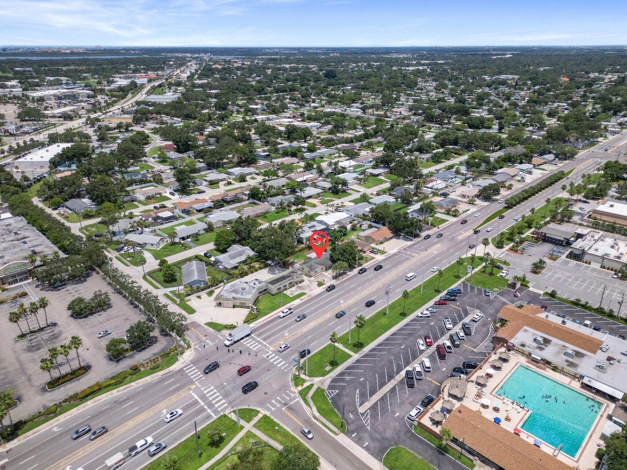 2672 66th St N, Saint Petersburg, FL for Sale