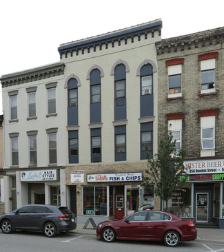 Woodstock, ON Storefront Retail/Residential - 360 Dundas St