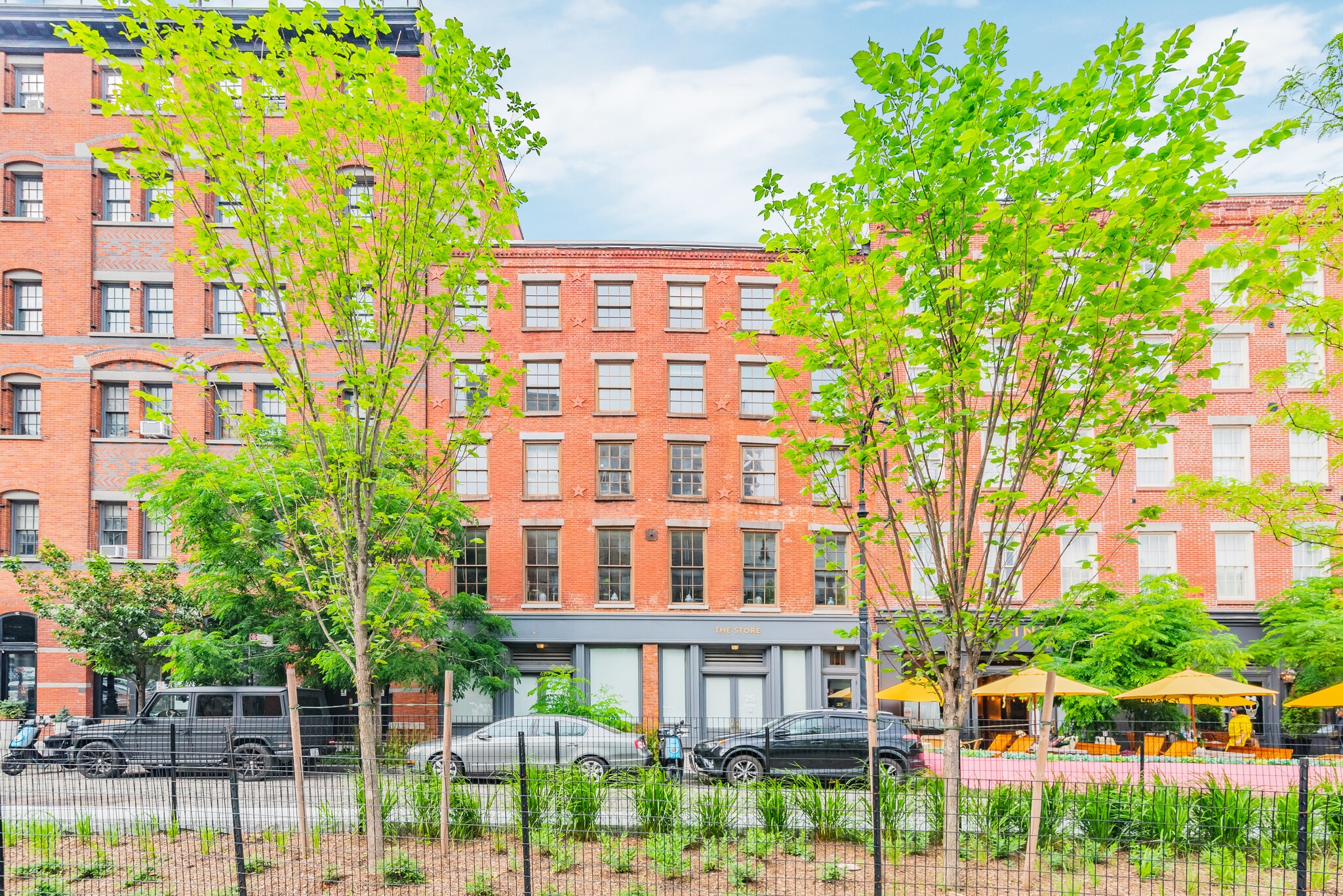 25-27 Peck Slip, New York, NY for Rent