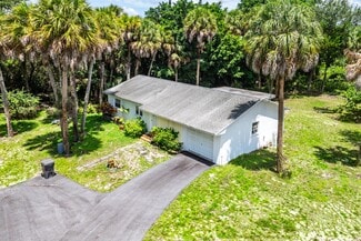 West Palm Beach, FL Residential - 7923 Mahogany Ln