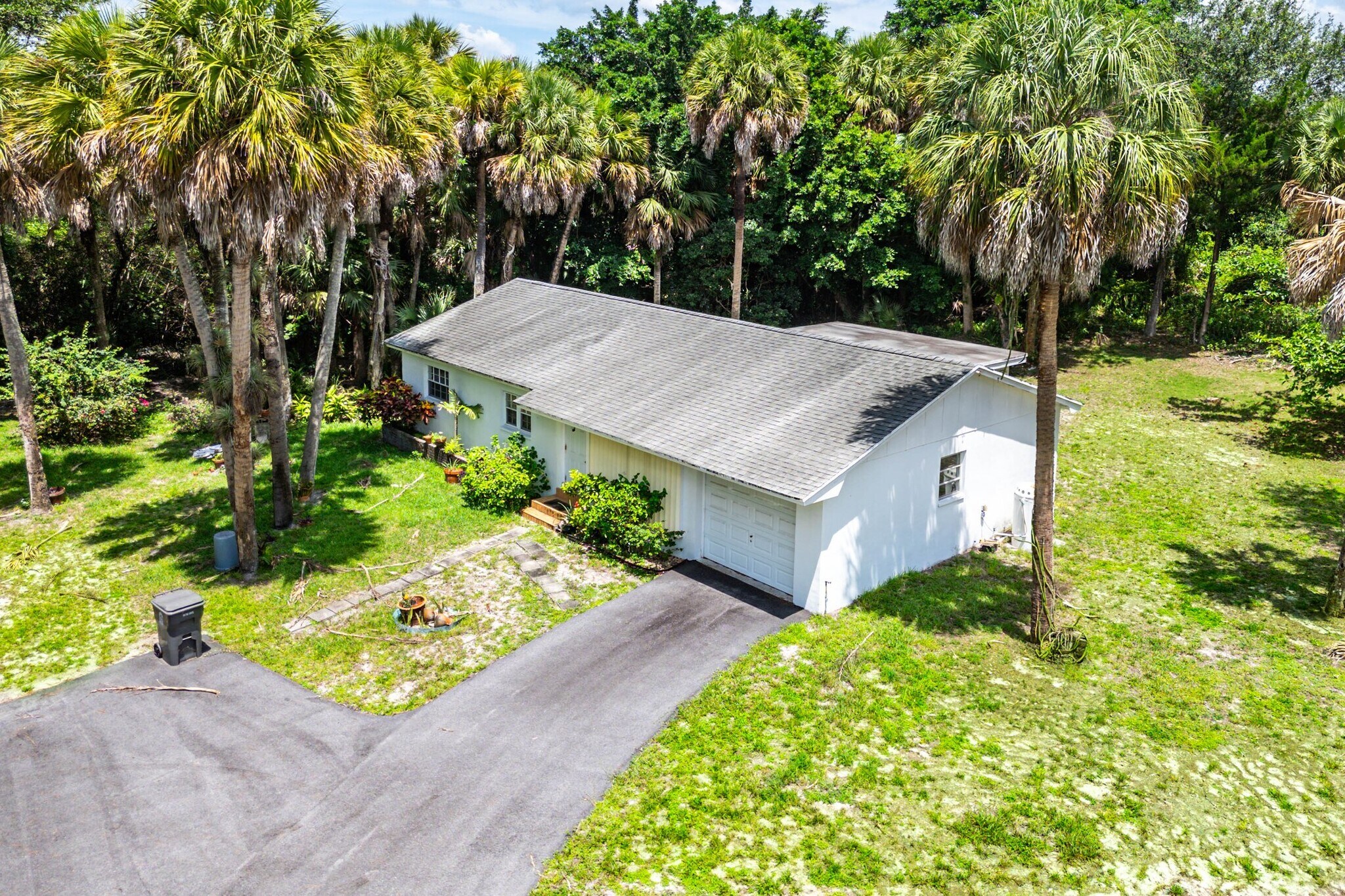 7923 Mahogany Ln, West Palm Beach, FL for Sale