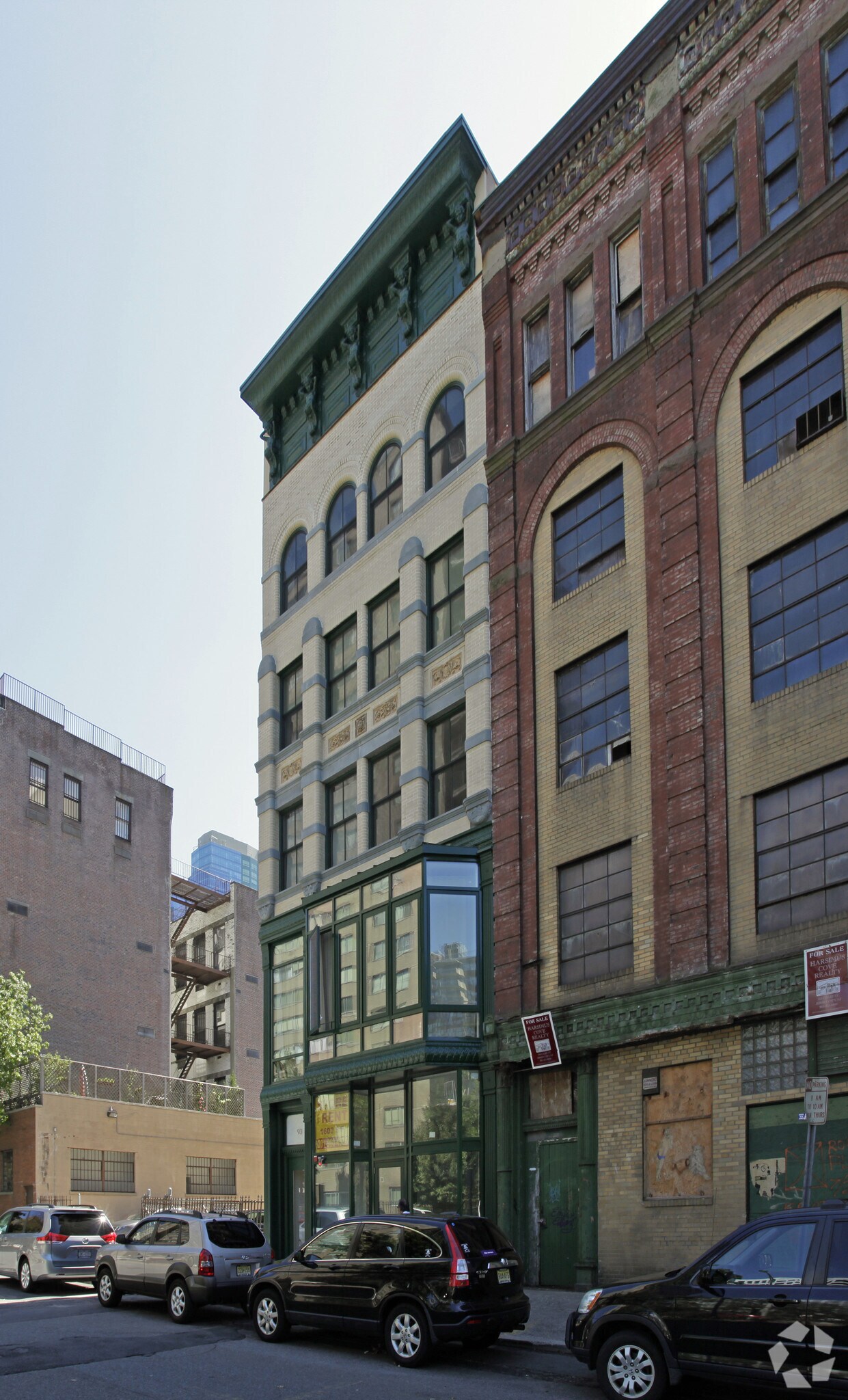 93 Montgomery St, Jersey City, NJ for Rent