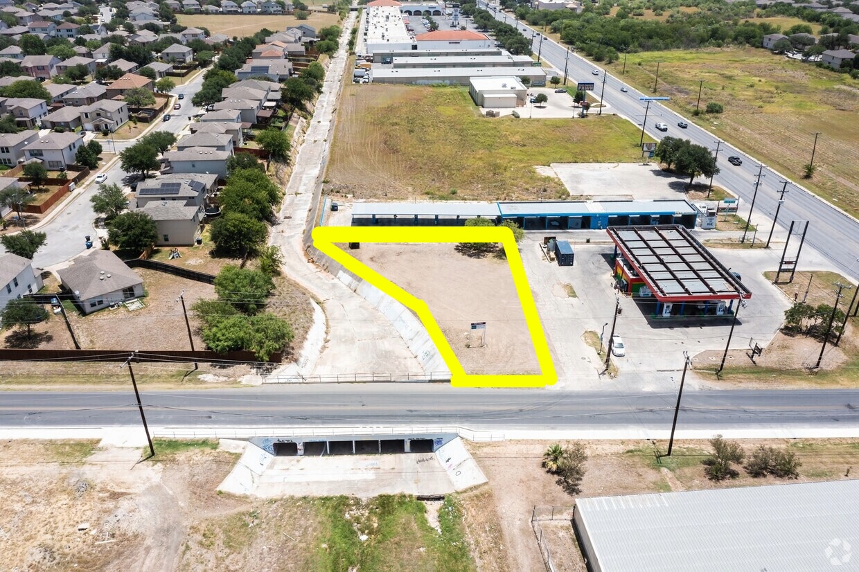 10950 Ingram Rd, San Antonio, TX for Sale