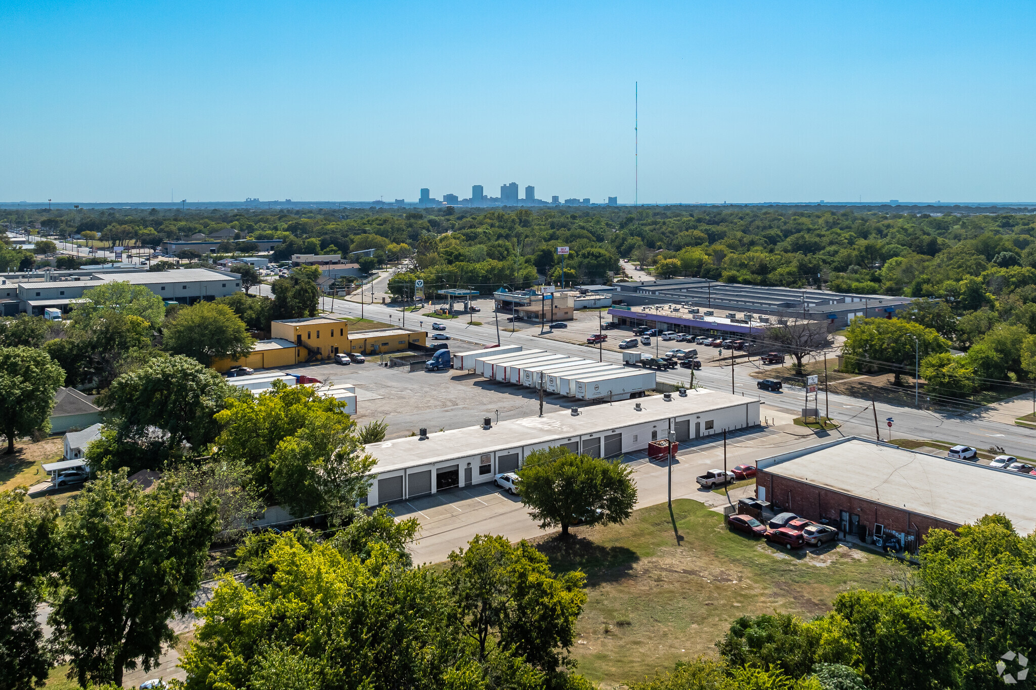 3340 N Beach St, Fort Worth, TX for Rent