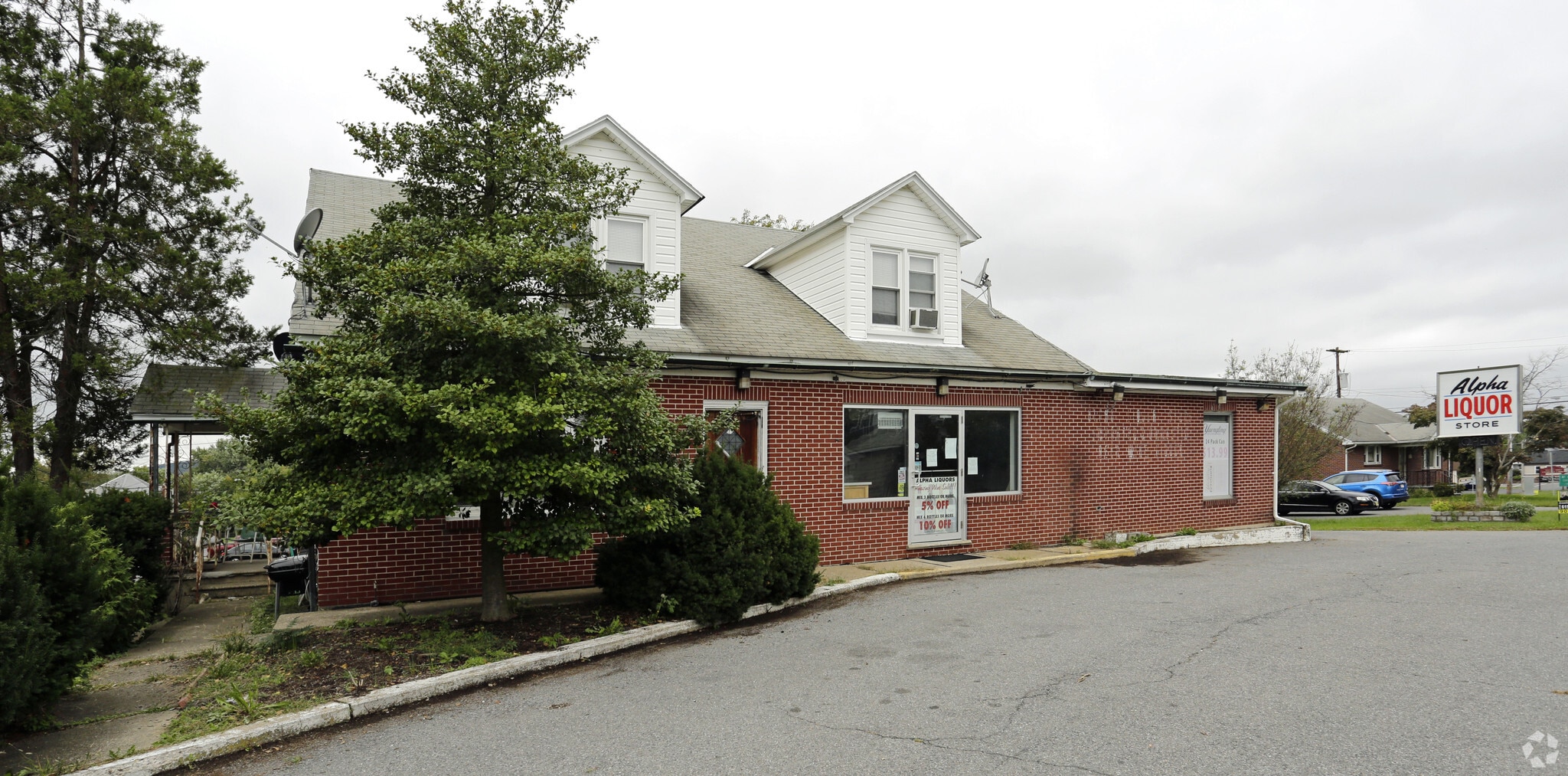 737 3rd Ave, Alpha, NJ for Rent