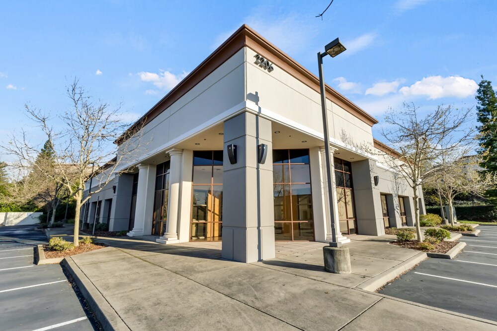 2206 Plaza Dr, Rocklin, CA for Sale