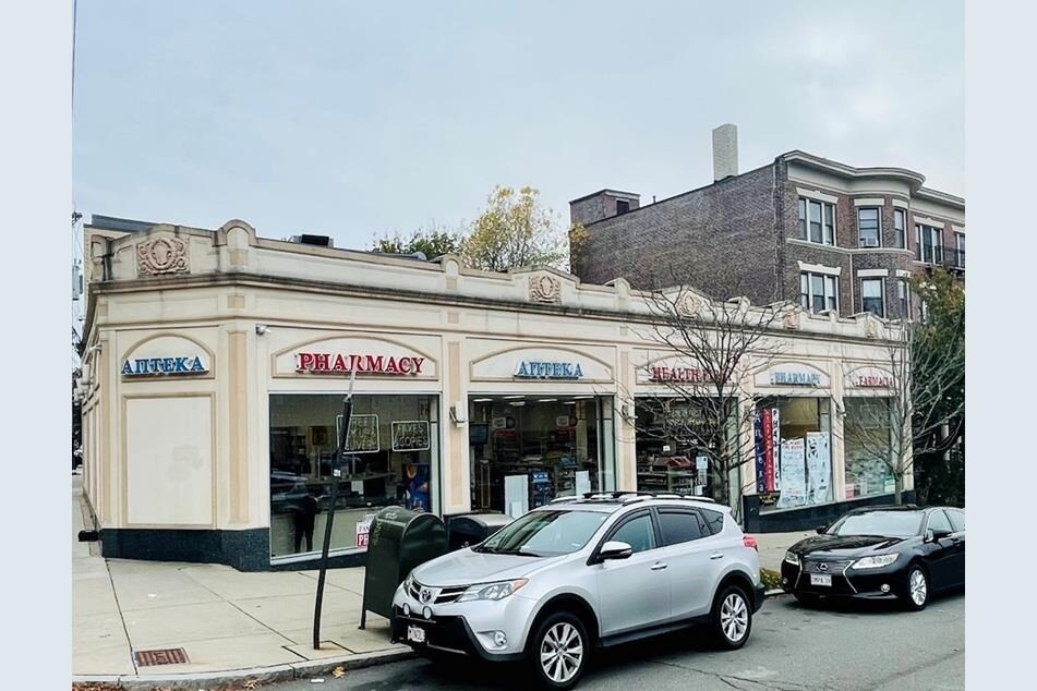 16701678 Commonwealth Ave Brighton, MA 02135 Retail Property for