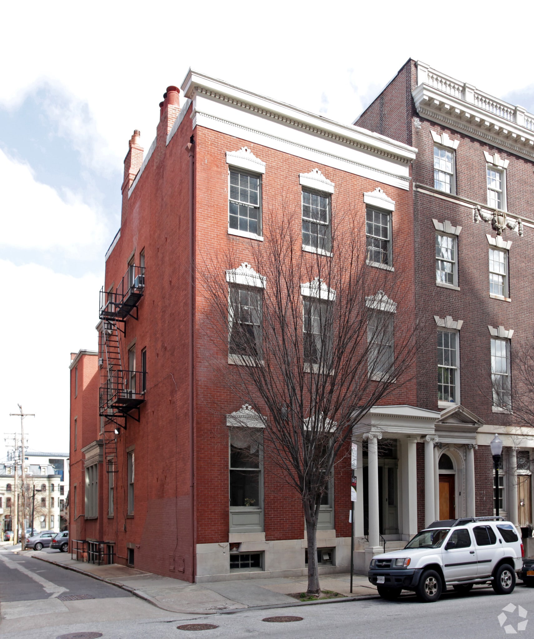 10 W Madison St, Baltimore, MD for Sale