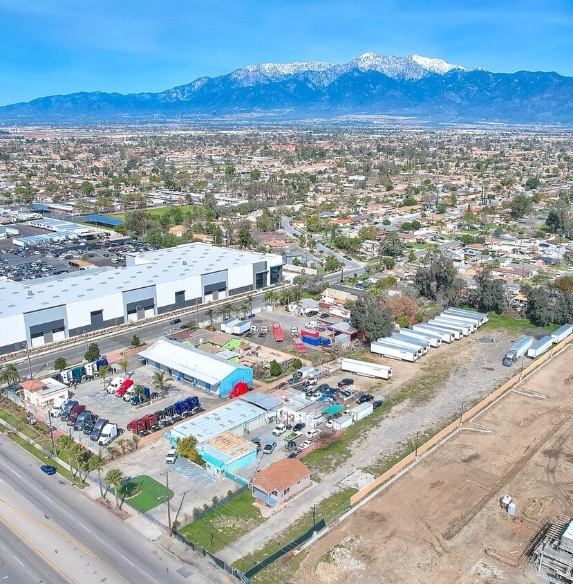 15954/15954 Valley Blvd, Fontana, CA for Sale