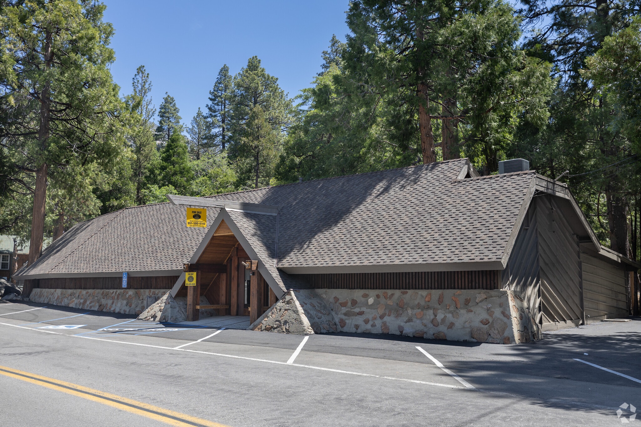 54905 N Circle Dr, Idyllwild, CA for Rent