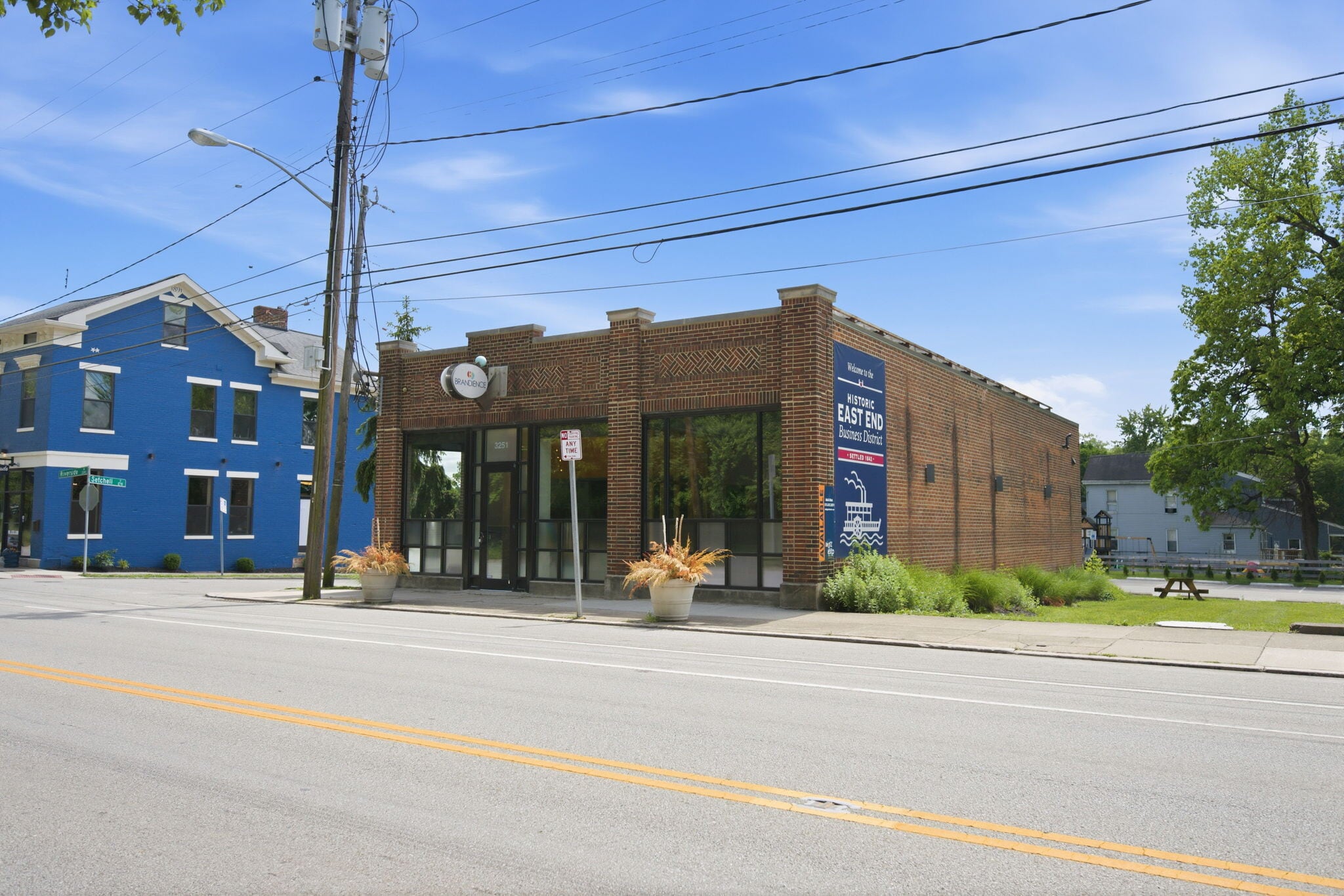 3251 Riverside Dr, Cincinnati, OH for Rent
