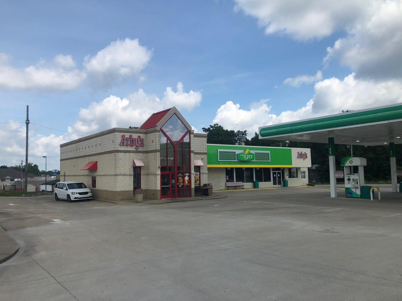 637 S 2nd St, Central City, KY for Sale