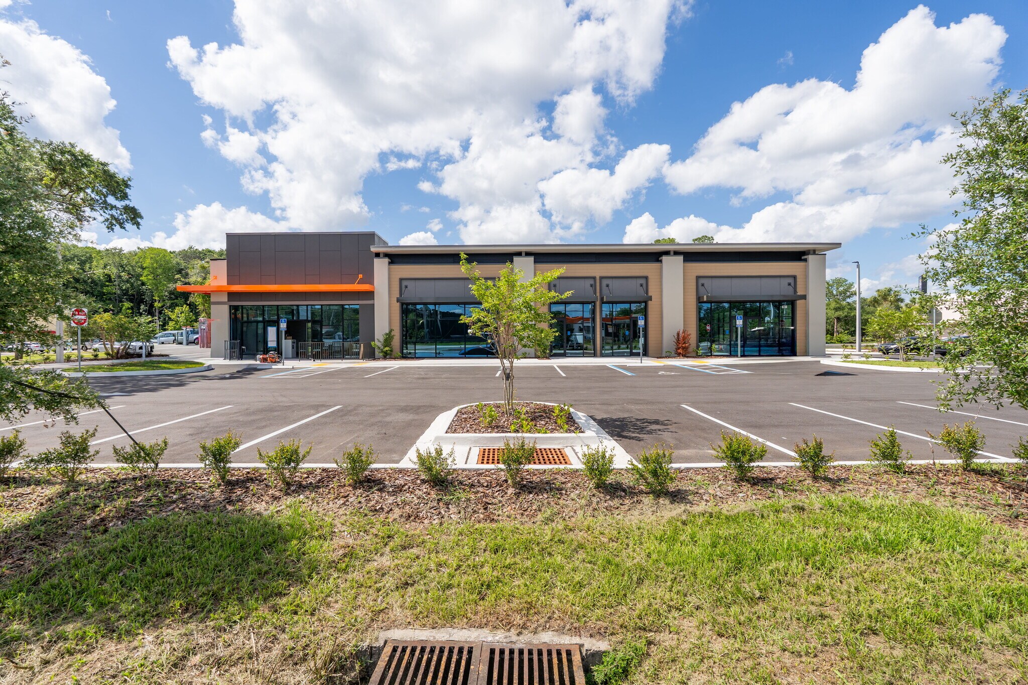 8730 Baymeadows Rd, Jacksonville, FL for Rent