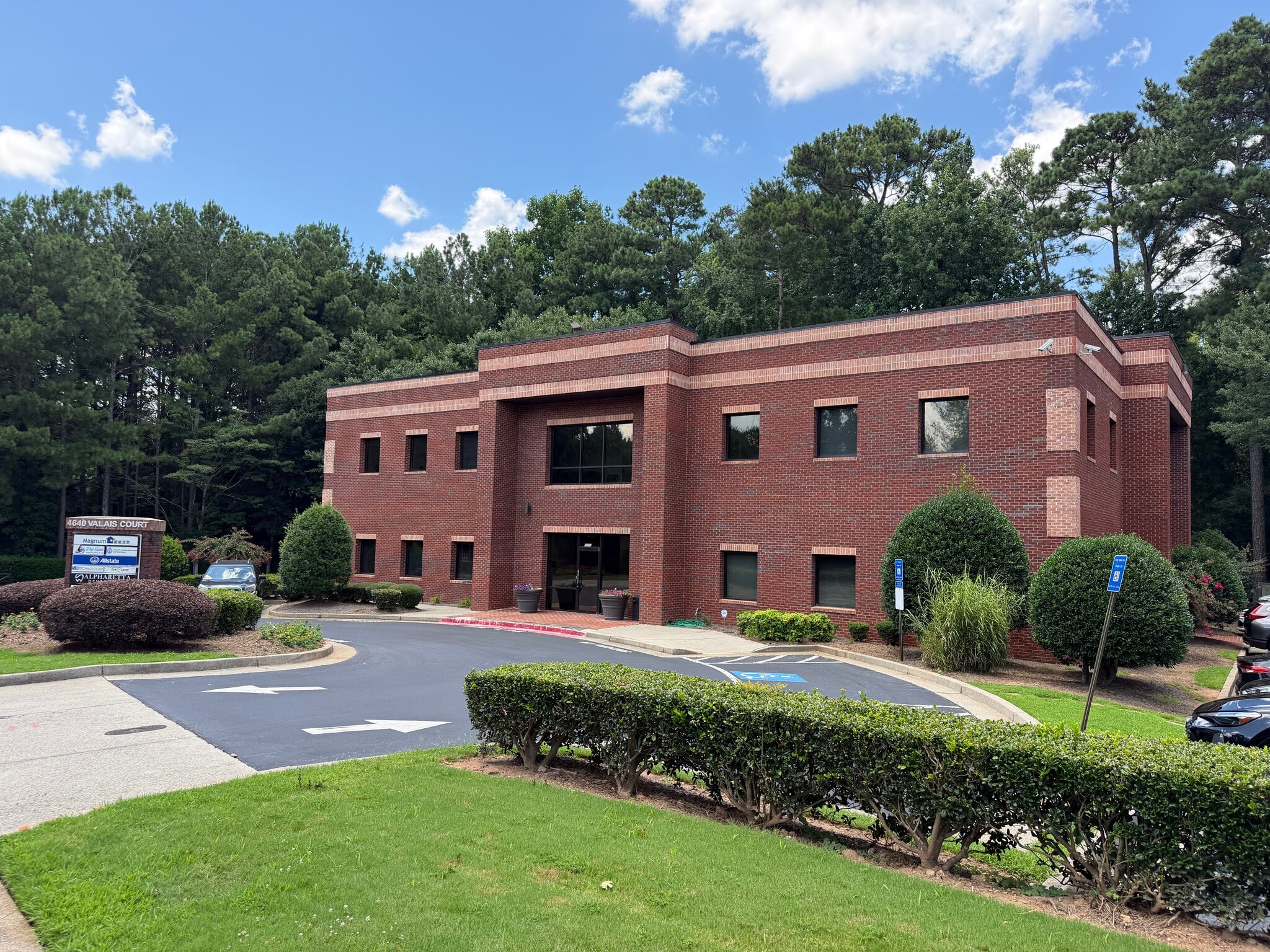 4640 Valais Ct, Johns Creek, GA for Rent