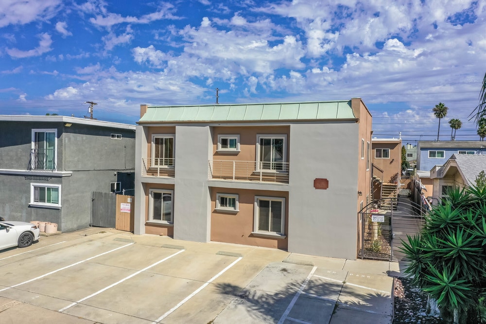 4629 Bancroft St, San Diego, CA for Sale