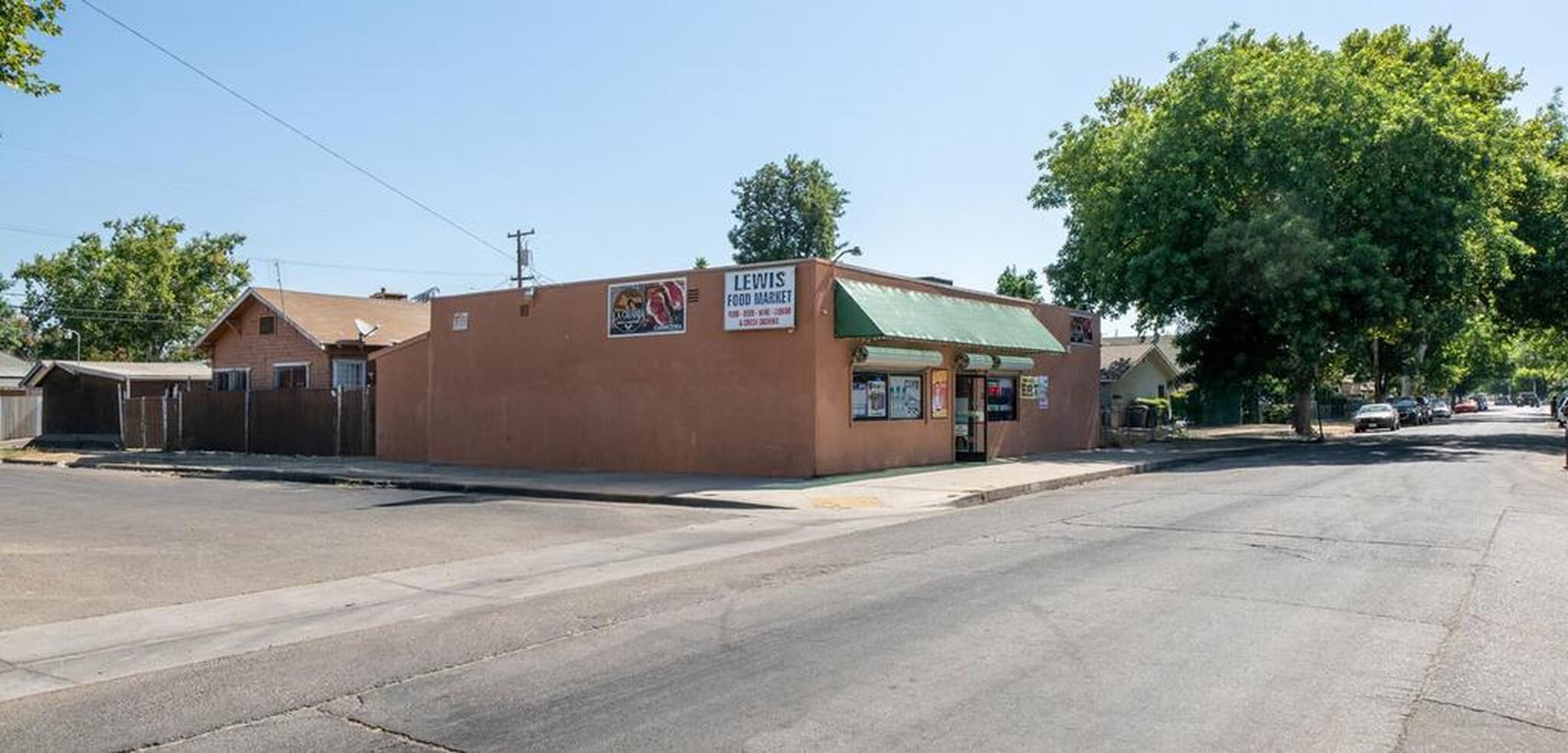 2301 E Lewis Ave, Fresno, CA for Sale