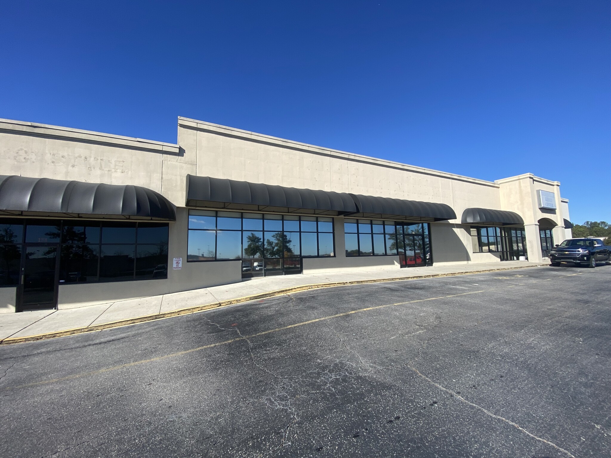 201-205-245 Columbia Mall Blvd, Columbia, SC for Rent