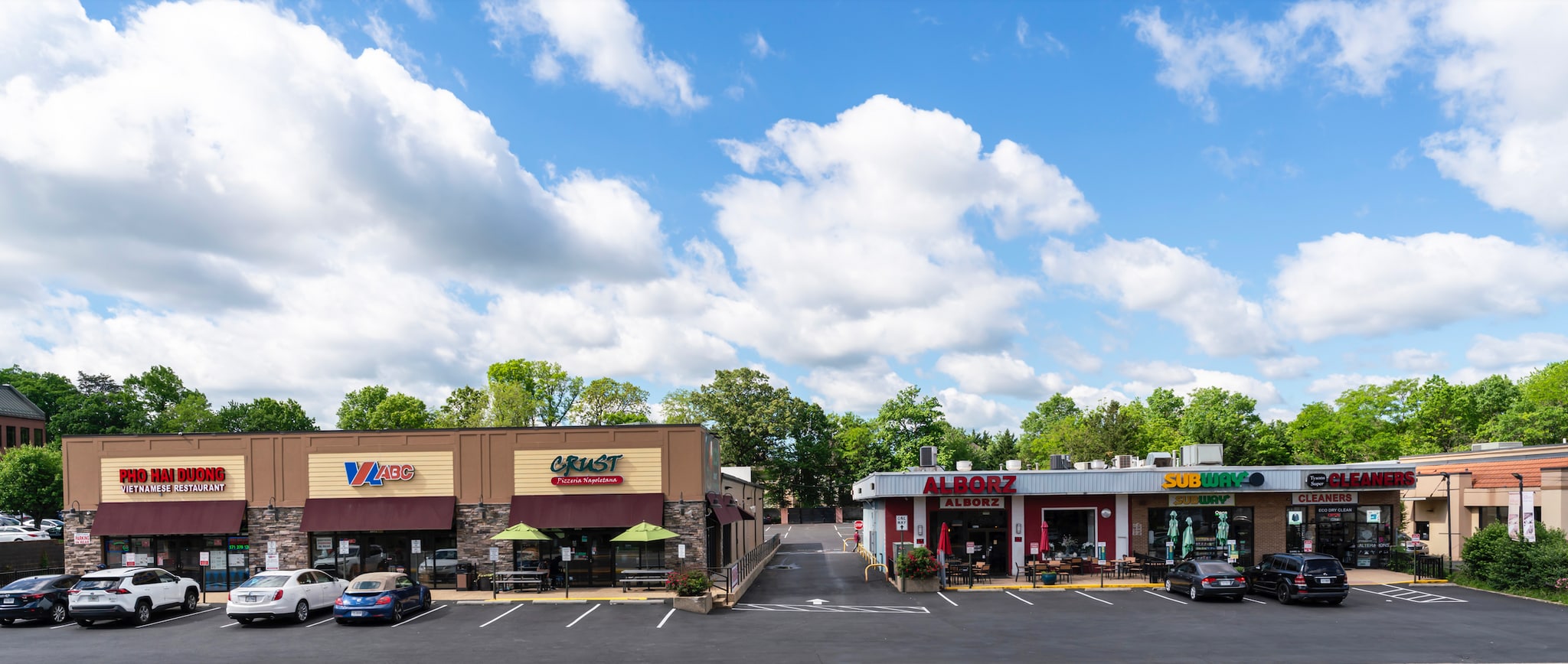 8411-8417 Old Courthouse Rd, Vienna, VA for Sale