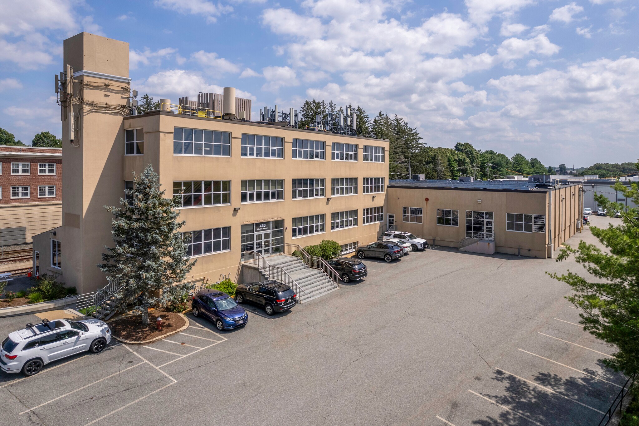 460 Hillside Ave, Needham, MA for Rent