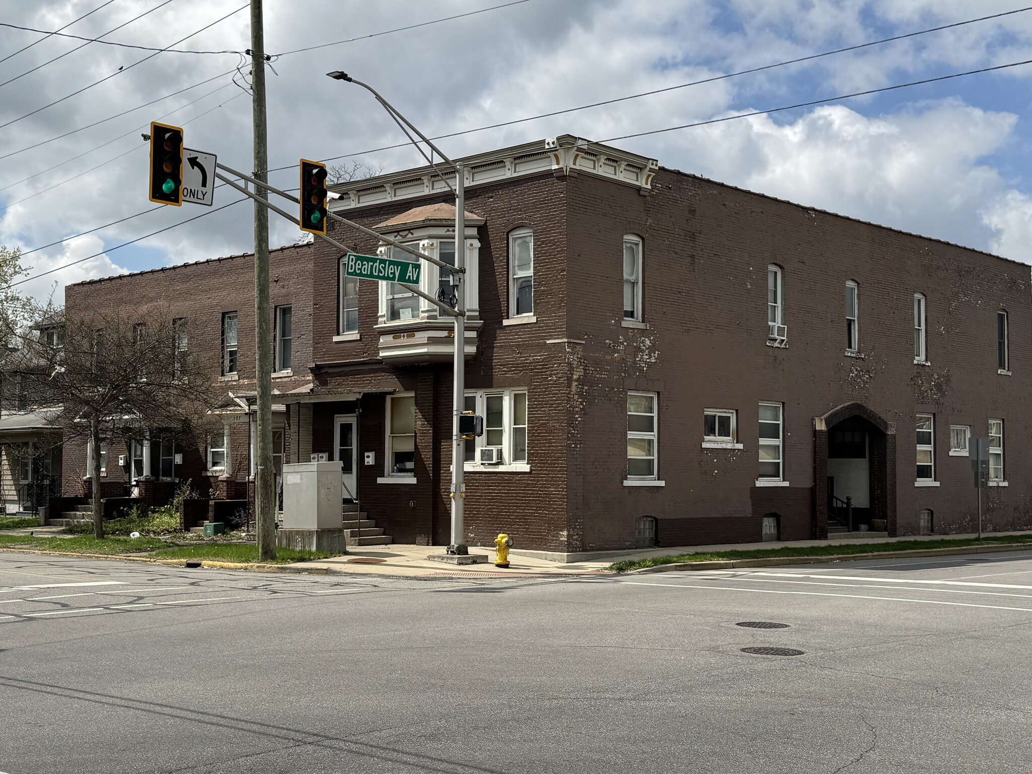 701 W Beardsley Ave, Elkhart, IN for Sale