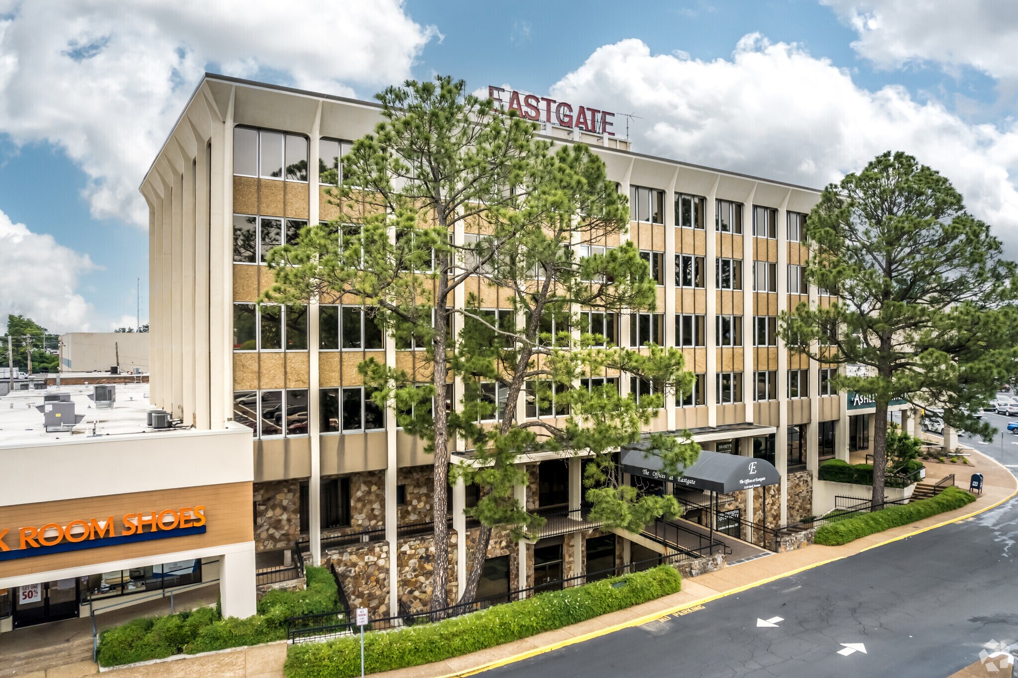 5118-5130 Park Ave, Memphis, TN for Rent