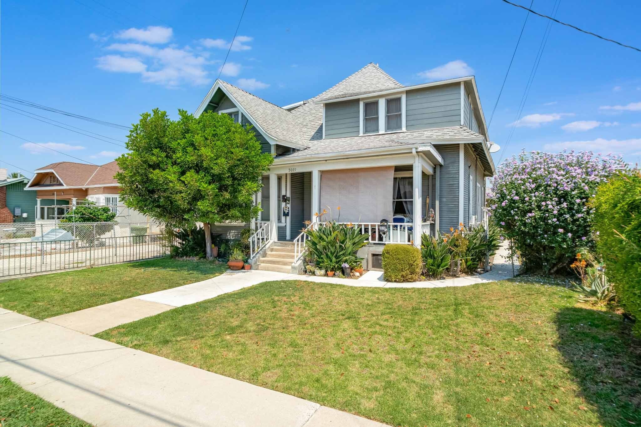 3019 Baldwin St, Los Angeles, CA for Sale