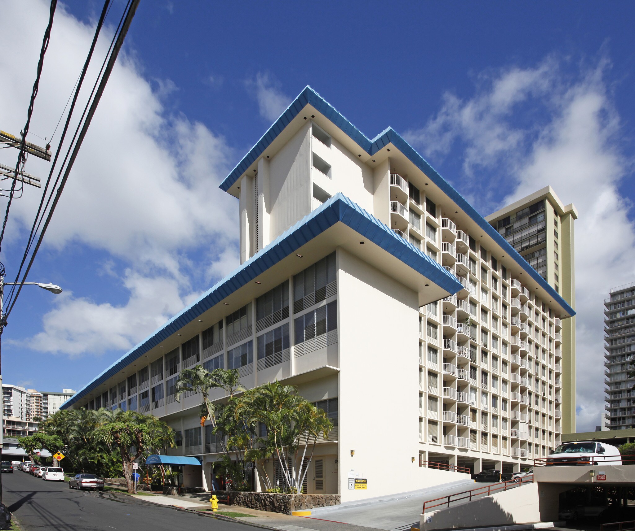 1535 Pensacola St, Honolulu, HI for Sale