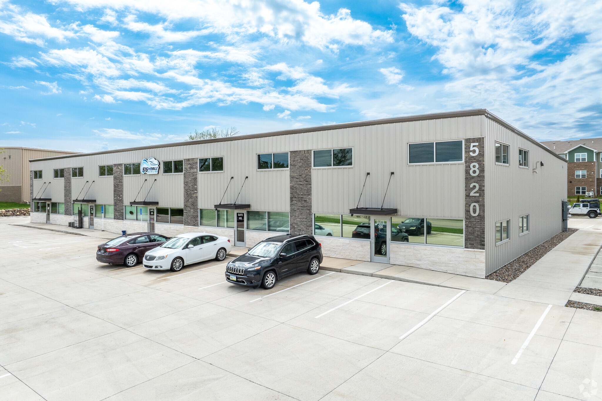 5820 NW Beaver Dr, Johnston, IA for Rent