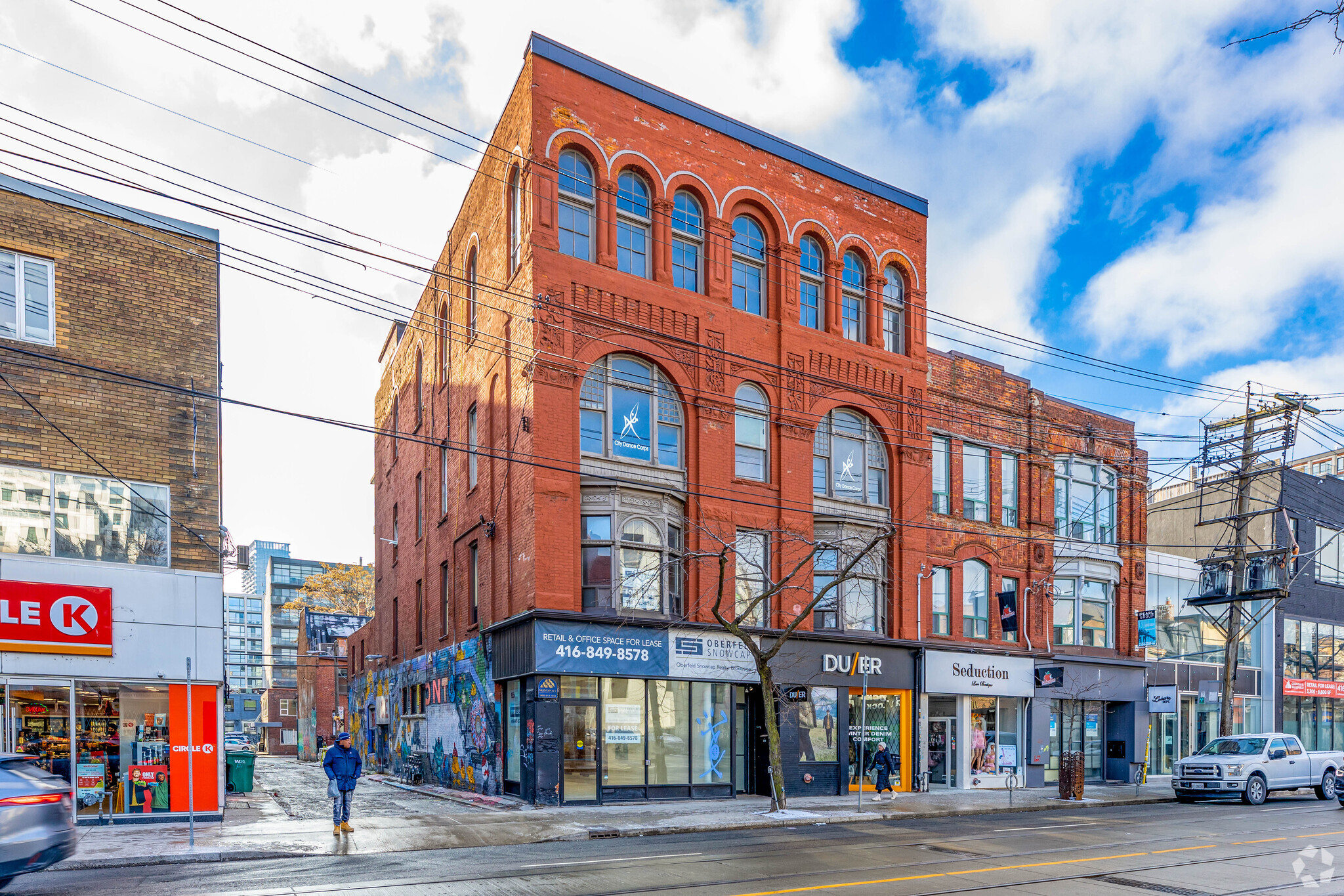 489-491 Queen St W, Toronto, ON for Rent