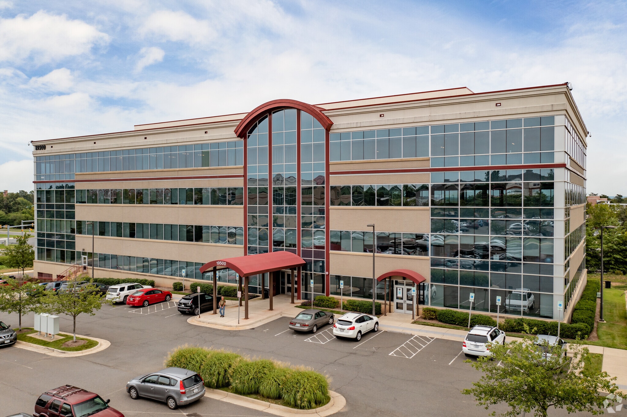 19500 Sandridge Way, Leesburg, VA for Rent
