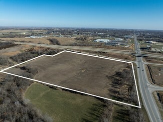 Oskaloosa, IA Commercial - 1716 A Ave W