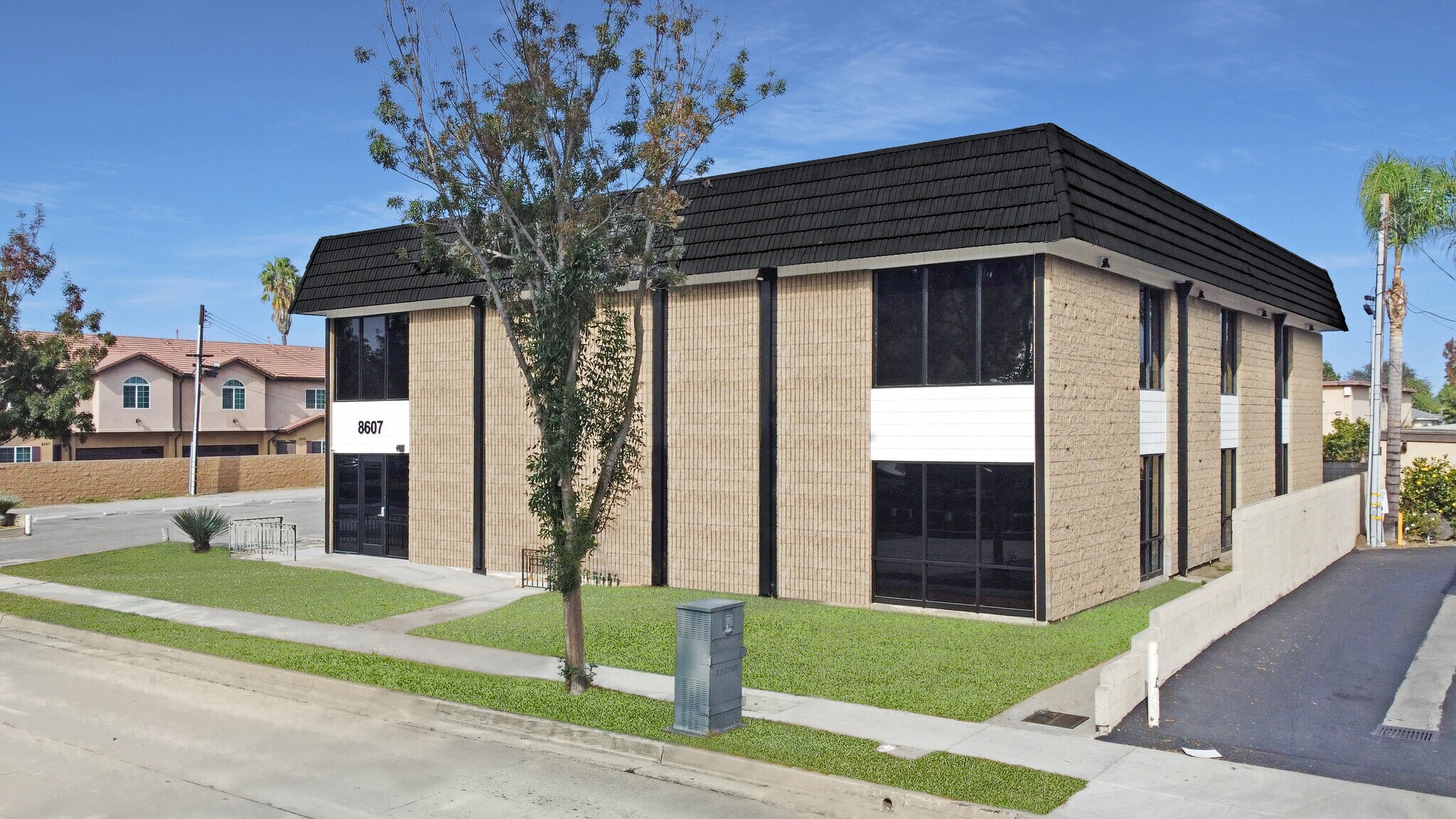 8607 Imperial Hwy, Downey, CA for Rent