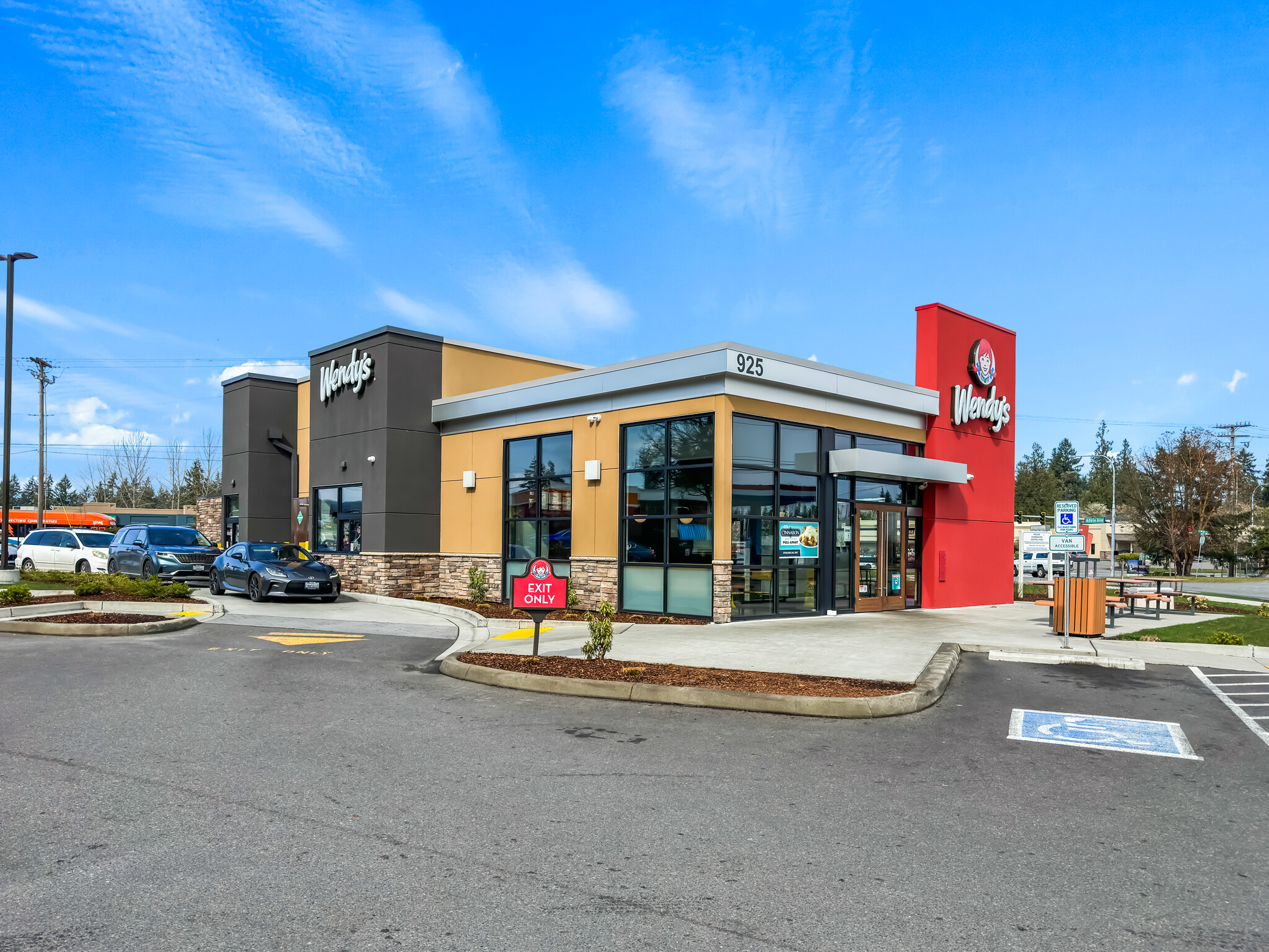 925 Adele Ave, Bremerton, WA for Sale