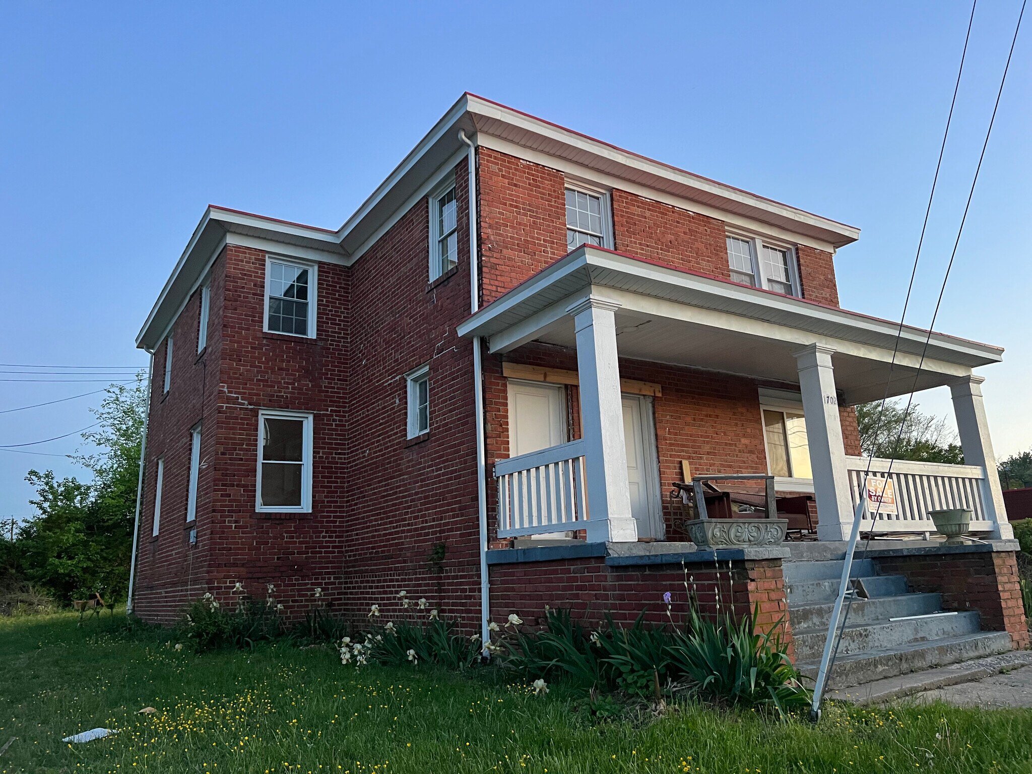 1702 W Washington St Petersburg, VA 23803 MultiFamily Property for