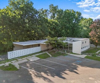 Jackson, MI Medical - 2532 Spring Arbor Rd