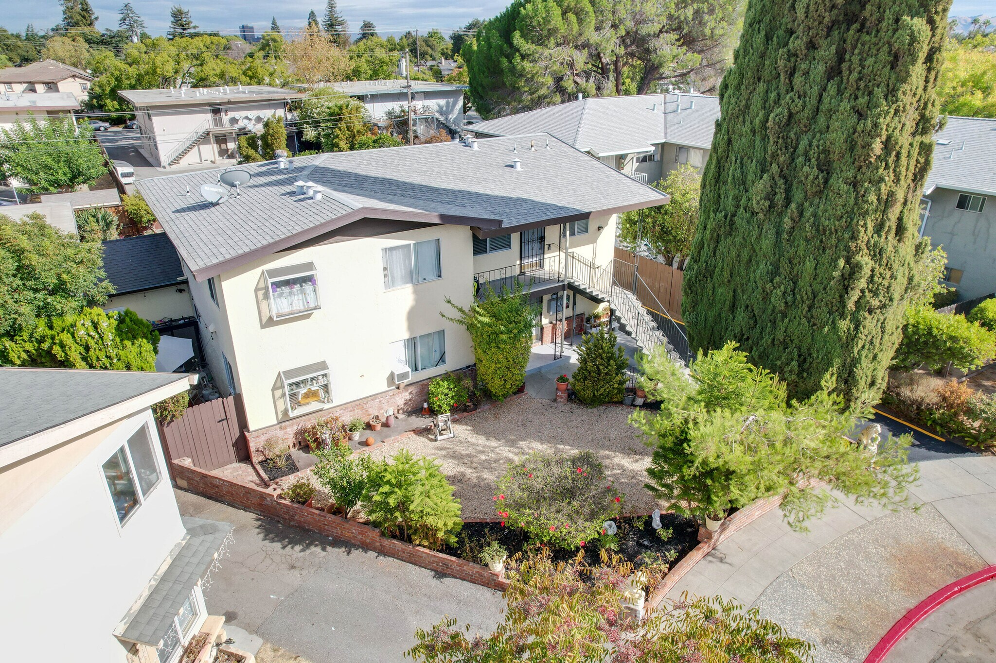 2239 Angela Ct Campbell, CA 95008 MultiFamily Property for Sale on