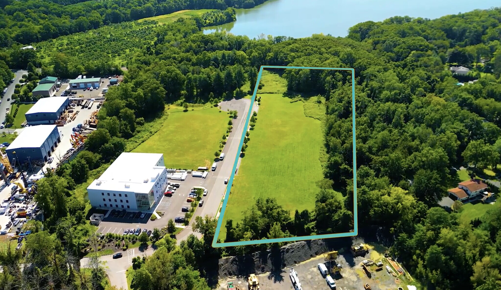 525-555 Landmark Dr, Congers, NY for Sale