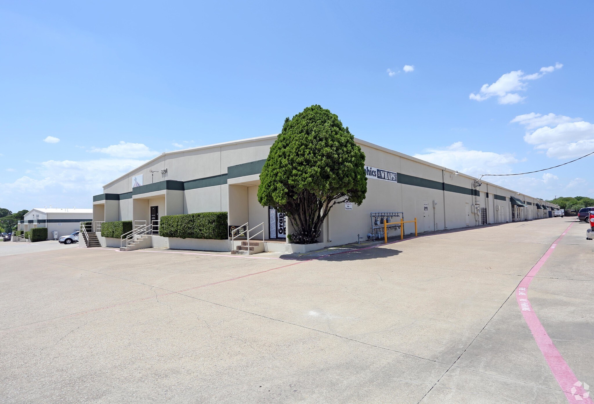 3601-3645 Conflans Rd, Irving, TX for Rent