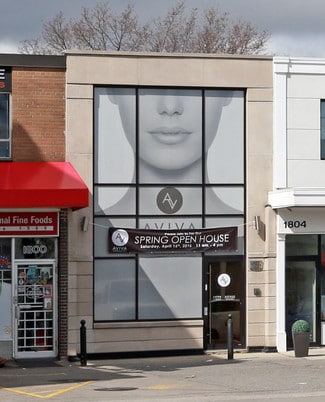 Toronto, ON Storefront - 1802 Avenue Rd