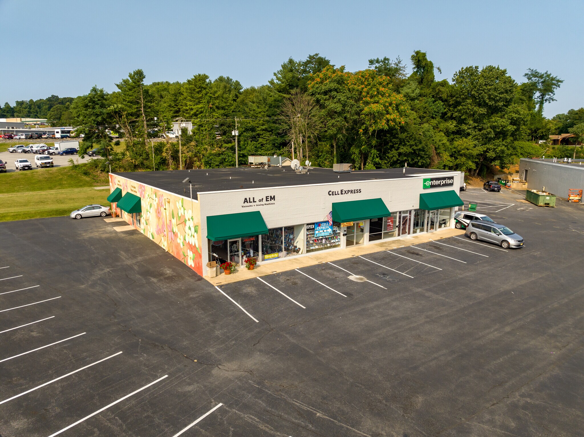 1210 Greenville Ave Staunton, VA 24401 Retail Property for Lease on