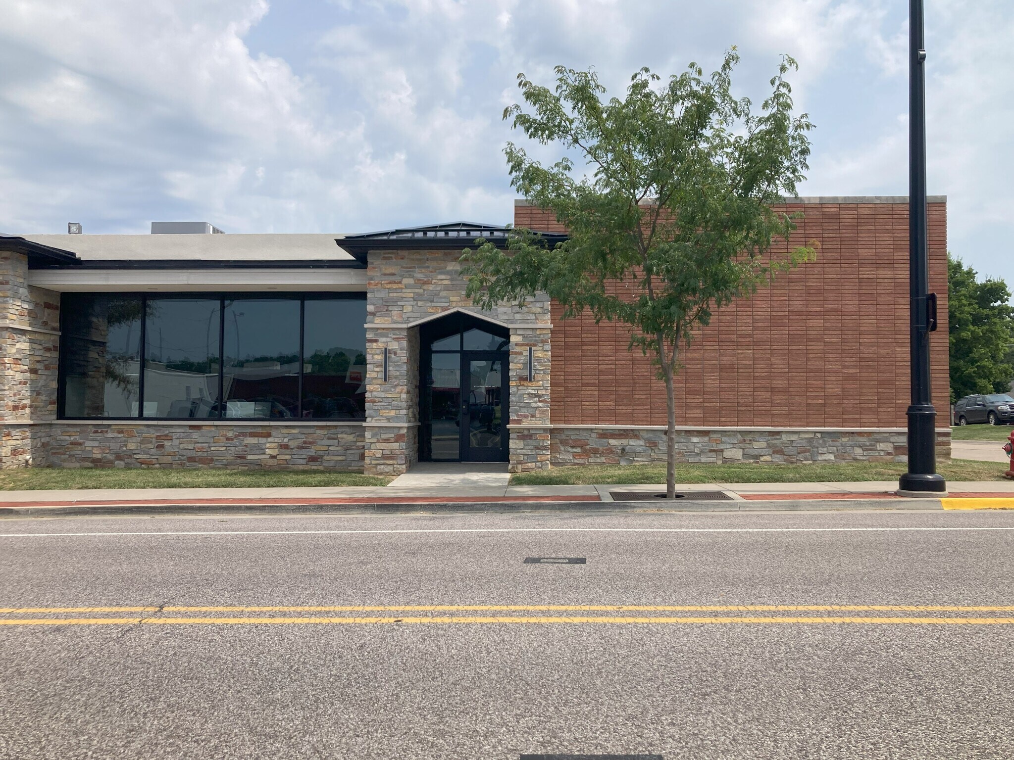 216 N Main St, Columbia, IL for Rent