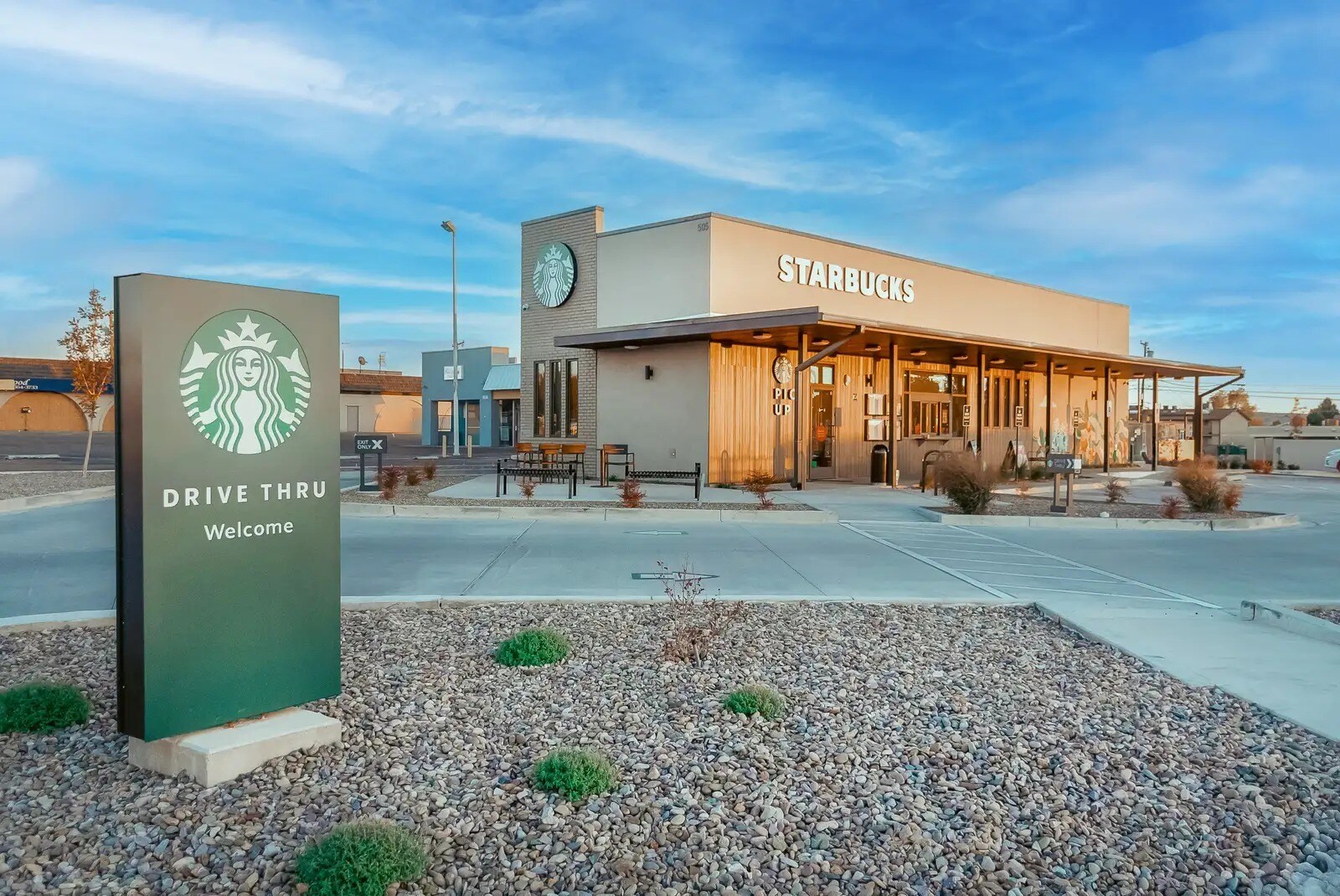 505 E 20th St, Farmington, NM for Sale