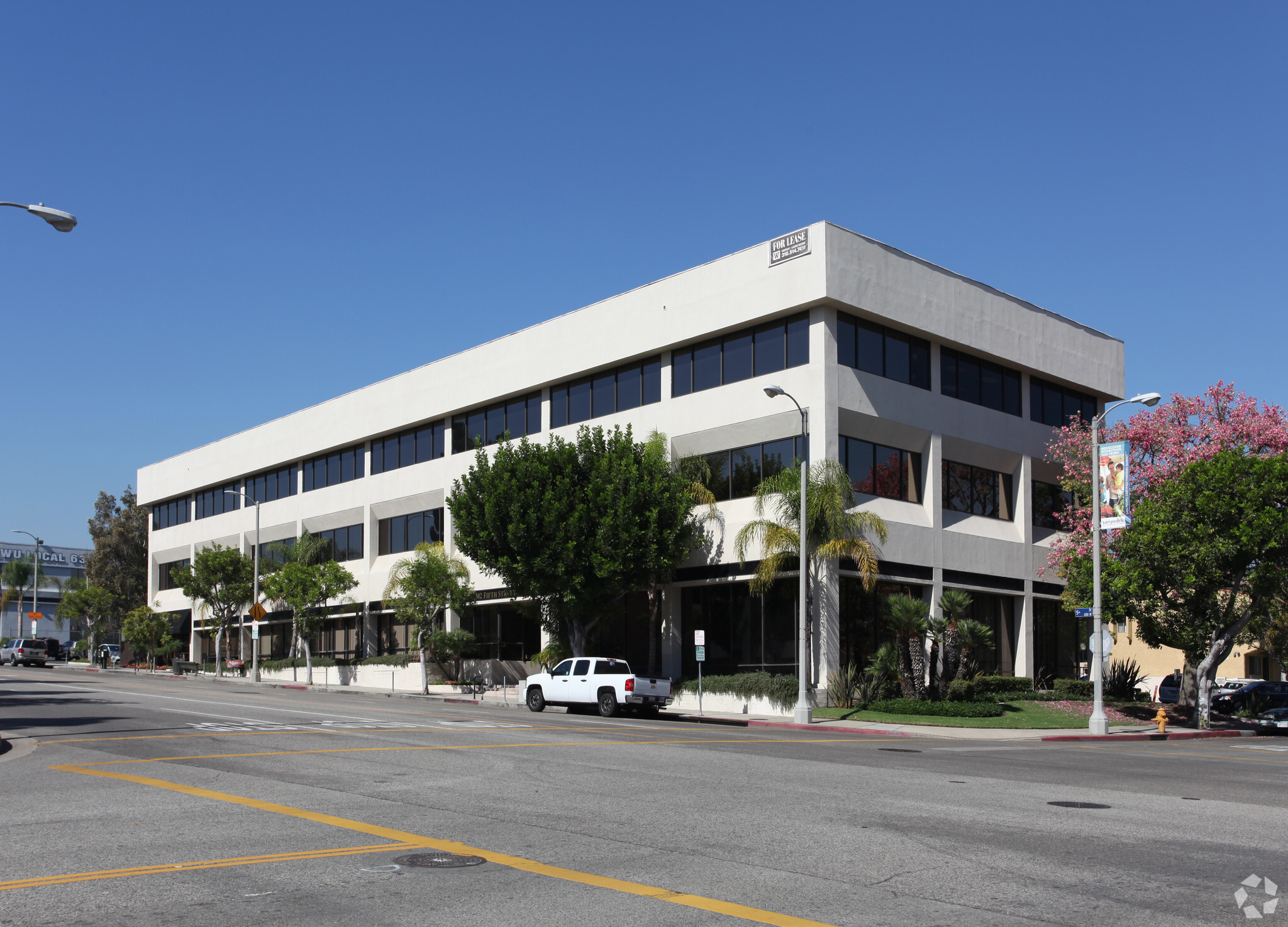 302 W 5th St, San Pedro, CA for Rent