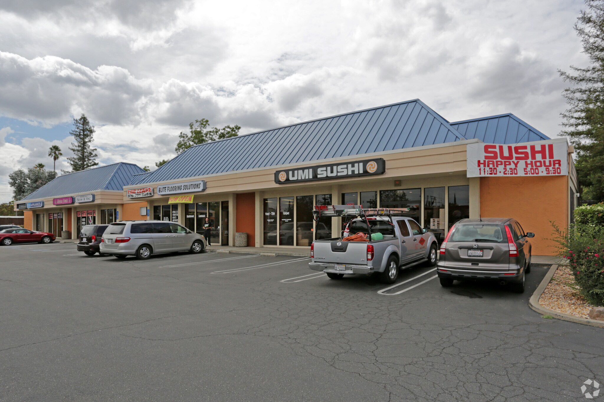 107 S Harding Blvd, Roseville, CA for Rent