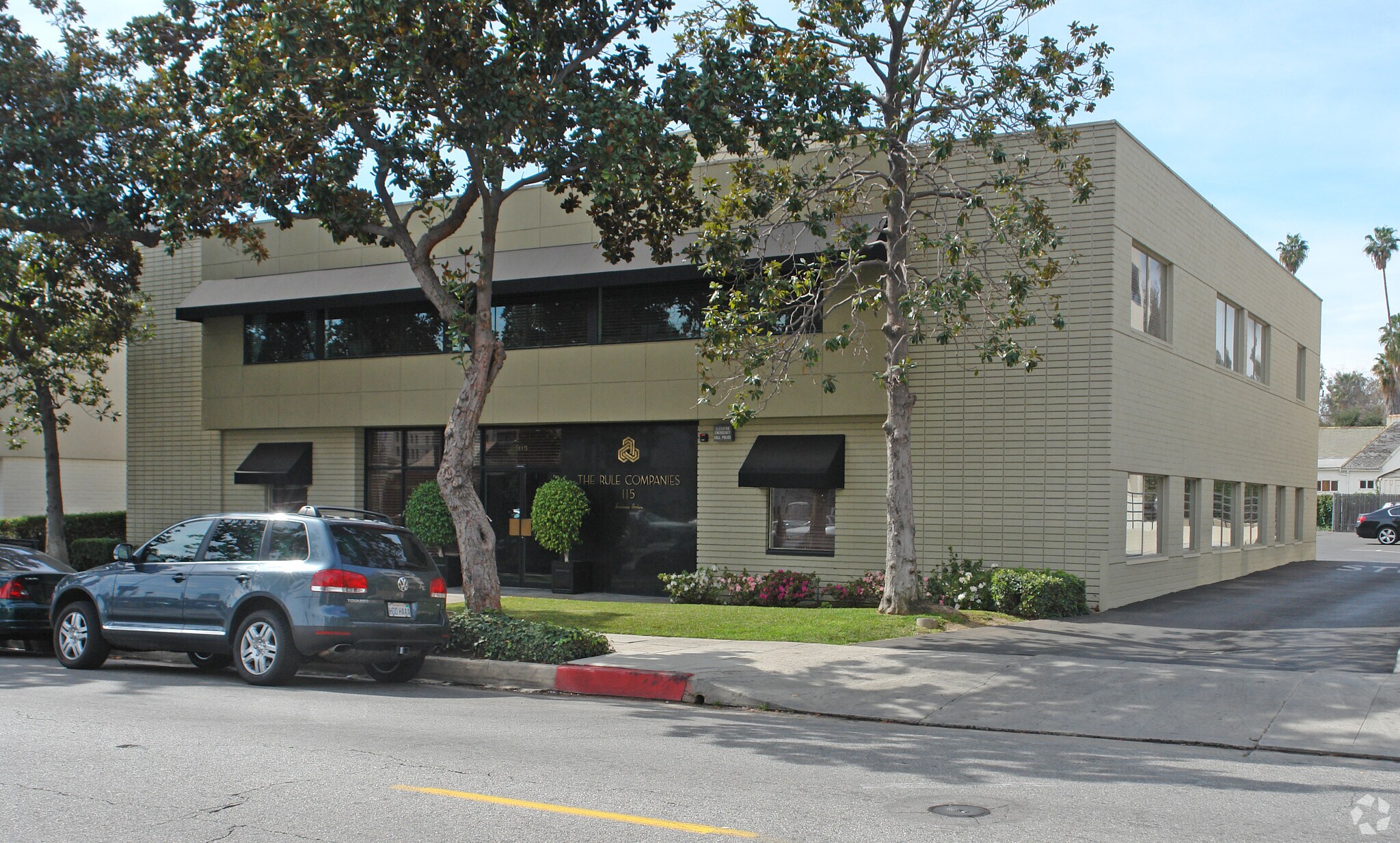 115 N El Molino Ave, Pasadena, CA for Sale