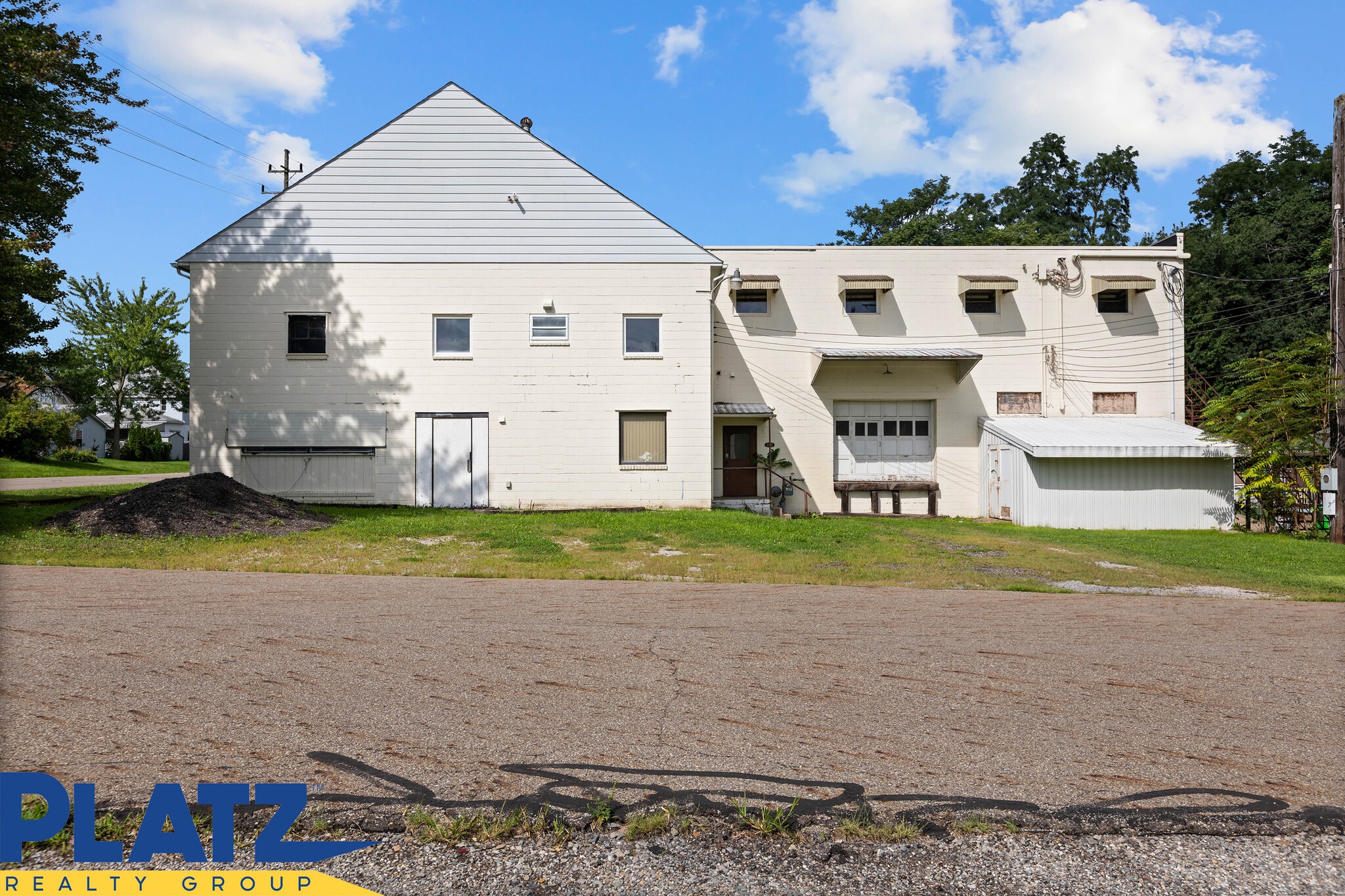 1551 S Linden Ave, Alliance, OH for Sale