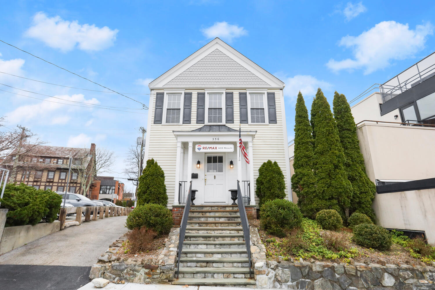 356 Manville Rd, Pleasantville, NY for Rent